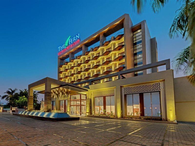 Leo Resorts Junagadh Esterno foto
