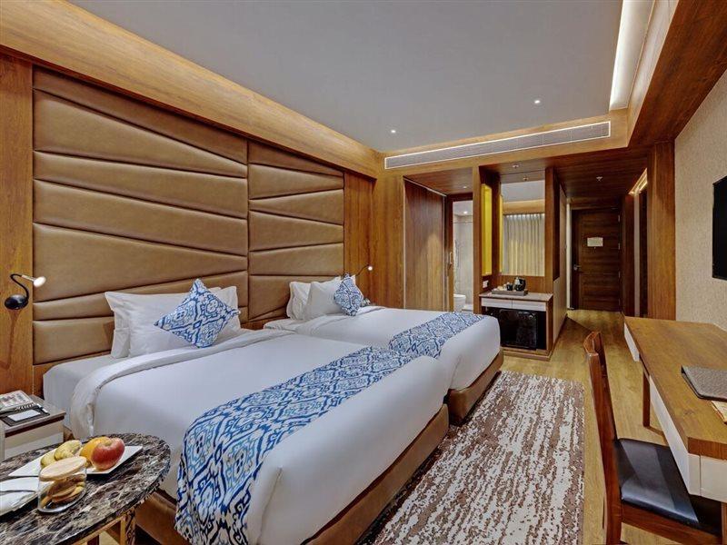 Leo Resorts Junagadh Esterno foto