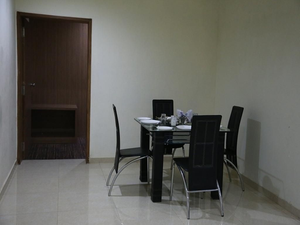 Leo Resorts Junagadh Esterno foto