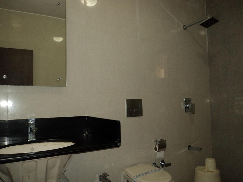 Leo Resorts Junagadh Esterno foto