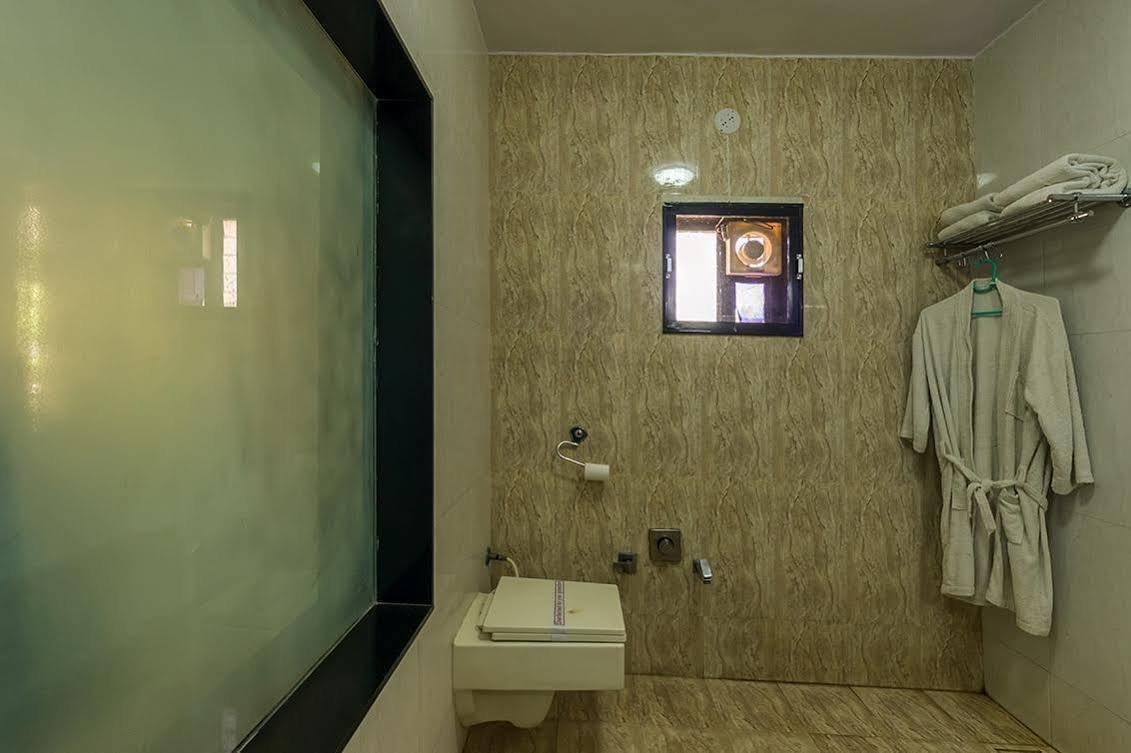 Leo Resorts Junagadh Esterno foto